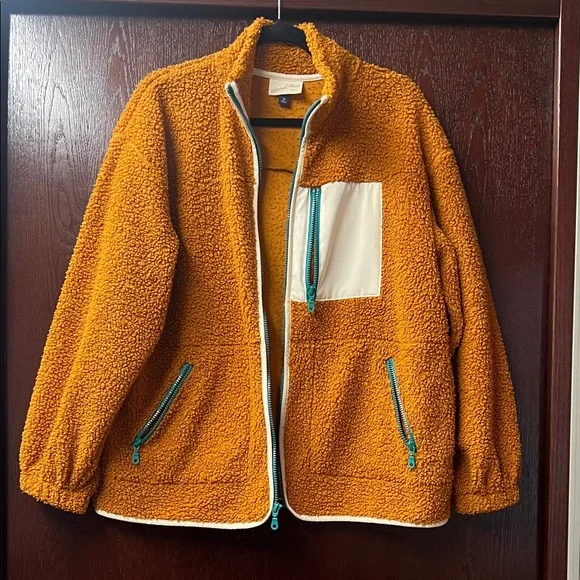 Universal Thread Teddy Jacket - Picture 3 of 6